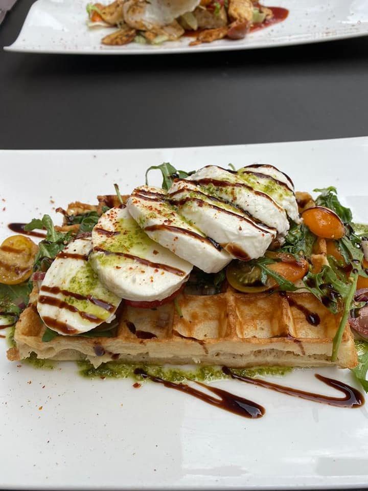Savoury waffles