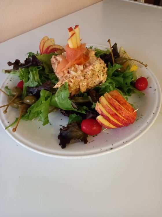 Fresh dishes